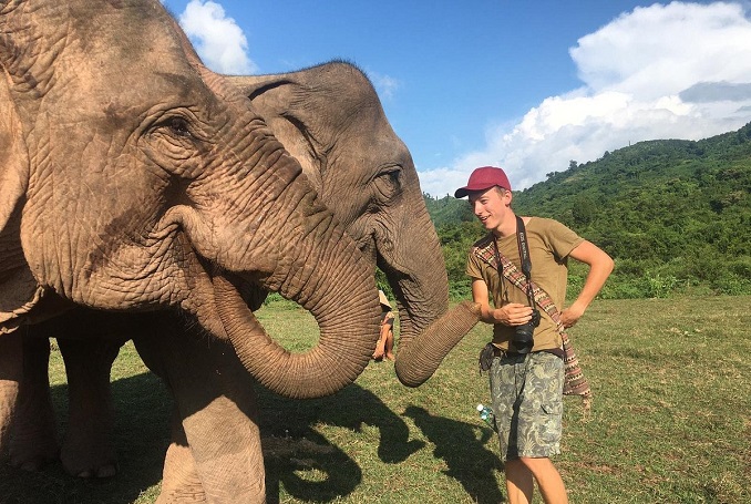 Vang Vieng Elephant Sanctaury