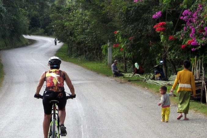Biking in Nong Khiaw