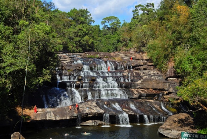 Tad Xay Waterfall, Phou_Khao_Khouay